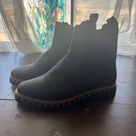 Free People Atlas Puffer Chelsea Boot in Black Bike Moto Size 38 US Size 7.5 - Picture 5 of 16